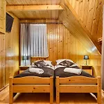 U Pietrasa - Skibus Pod Domem 3*
